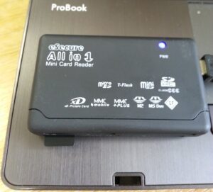 eSecure All-in-1 USB card reader connected to HP Probook